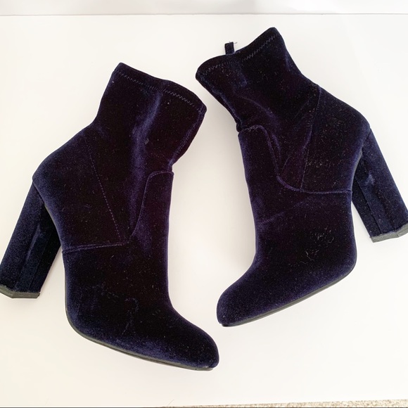 Steve Madden Edit Blue Velvet Ankle Zip Up Boots - Picture 3 of 8